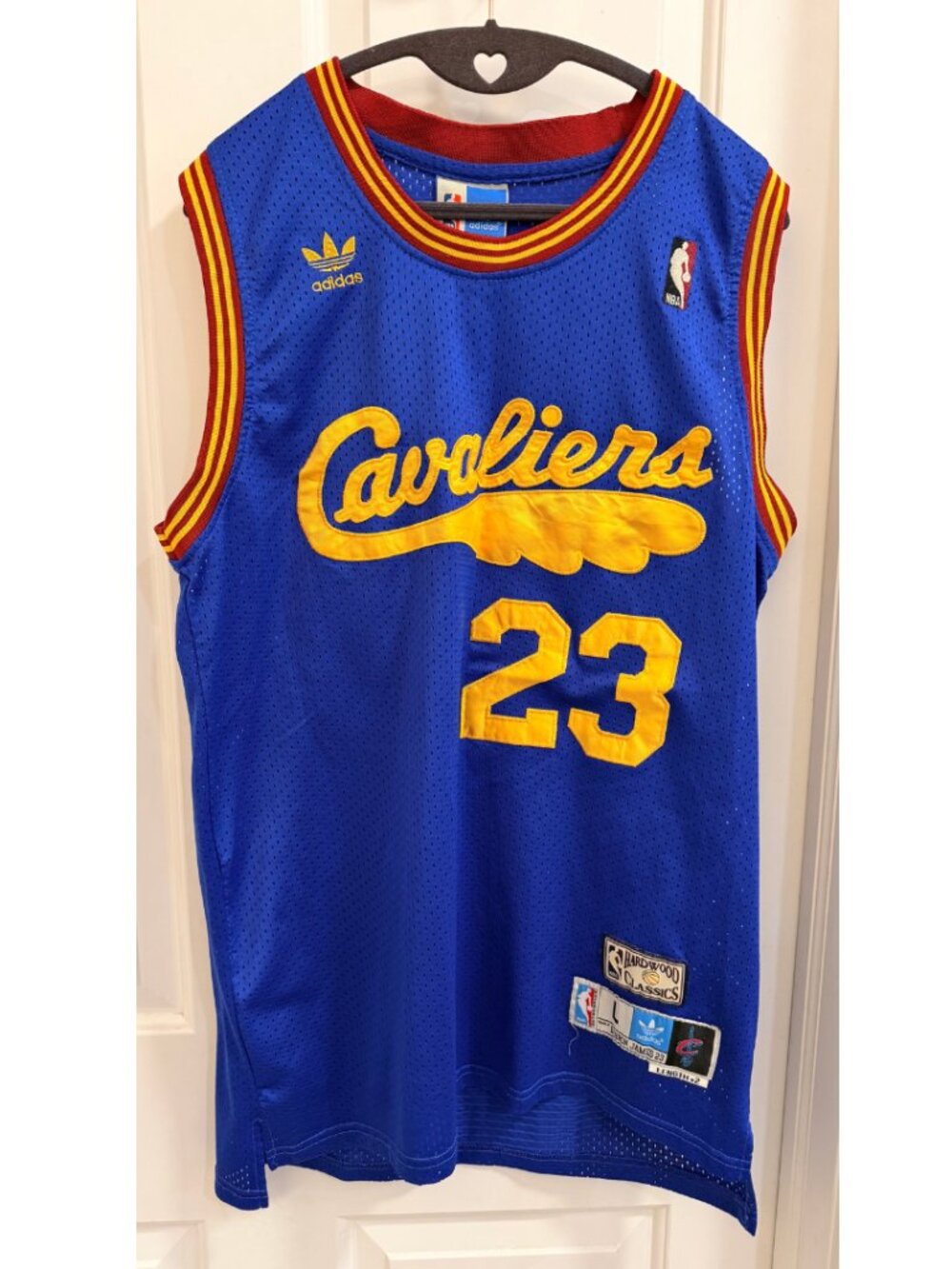 Adidas LeBron James Cavaliers Hardwood Classics Jersey L